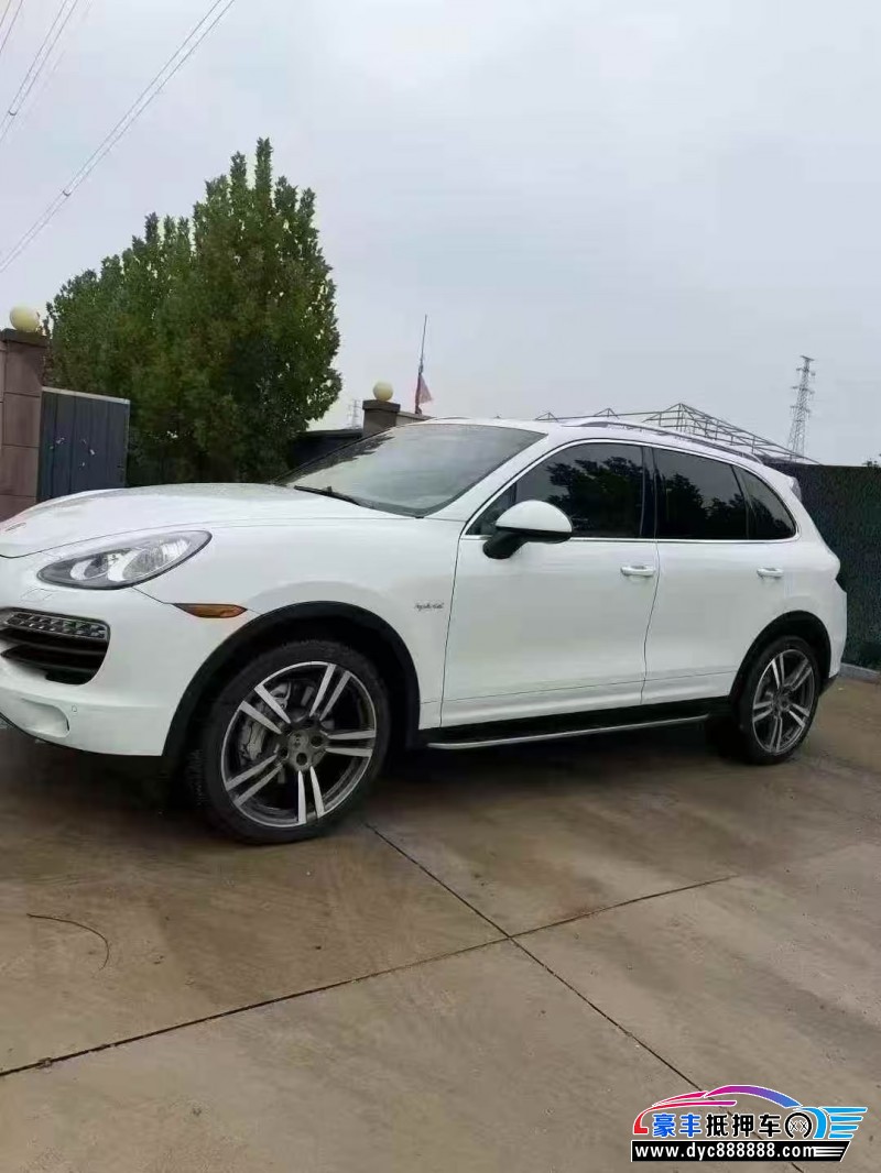 14年保时捷卡宴轿车抵押车出售