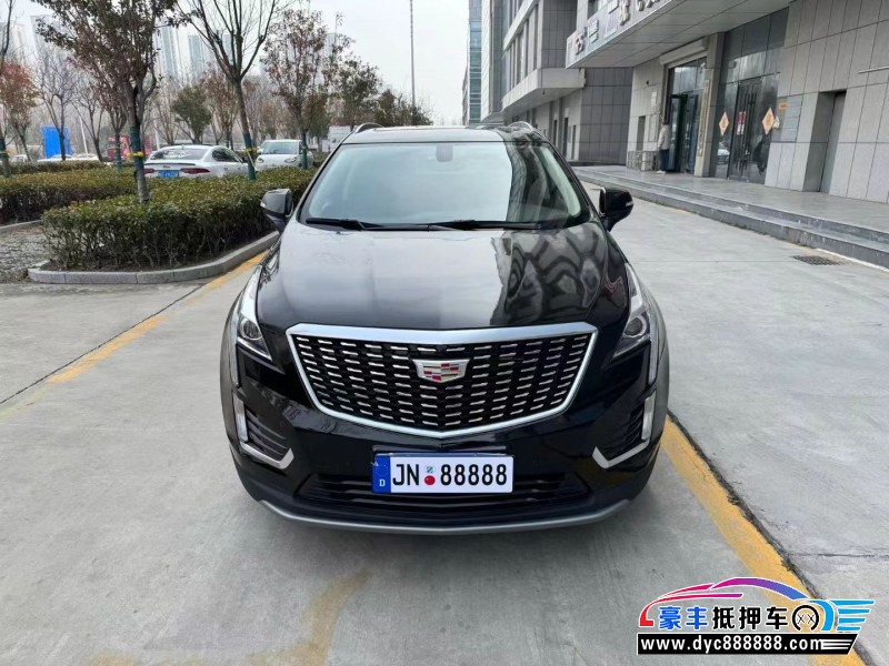 抵押车出售18年凯迪拉克XT5轿车