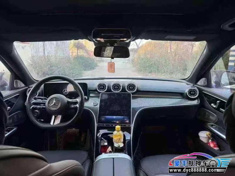 24年奔驰C轿车抵押车出售