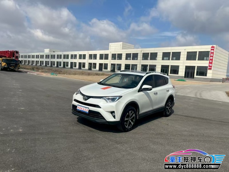 17年丰田RAV4轿车抵押车出售