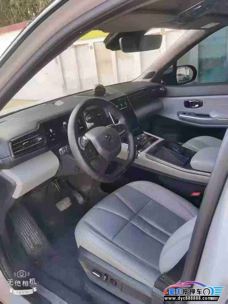 21年蔚来ES8轿车抵押车出售