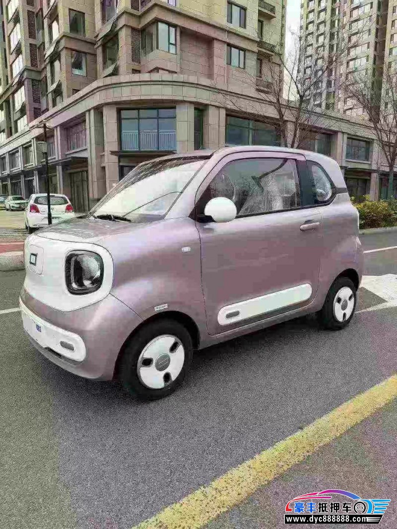 26年奔腾小马轿车抵押车出售