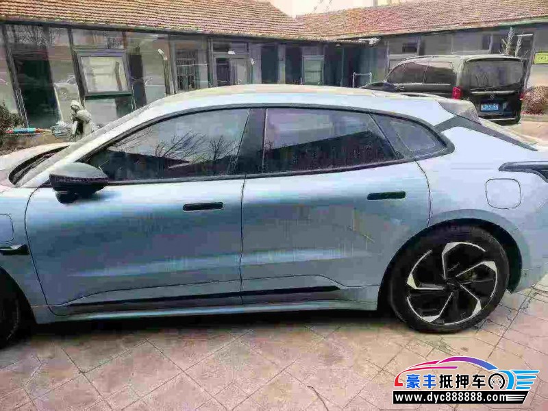 22年极氪001轿车抵押车出售