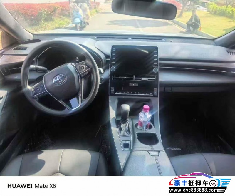 26年丰田亚洲龙轿车抵押车出售