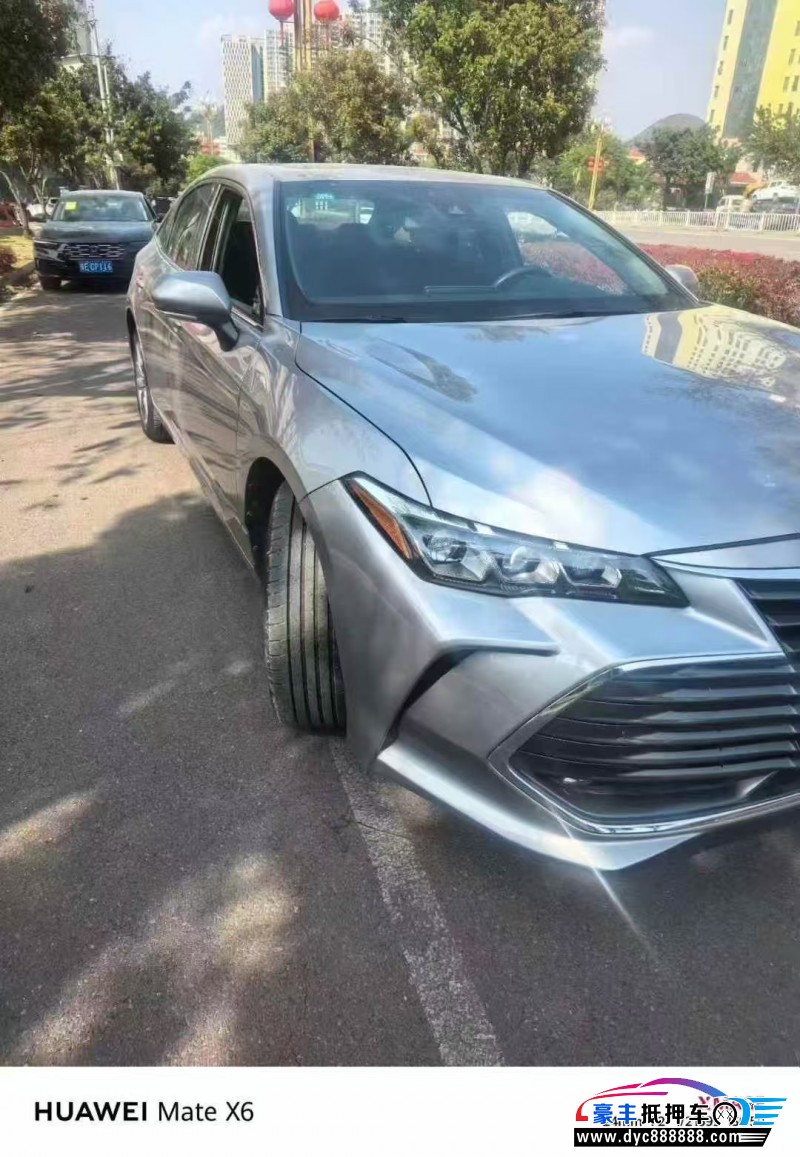 26年丰田亚洲龙轿车抵押车出售