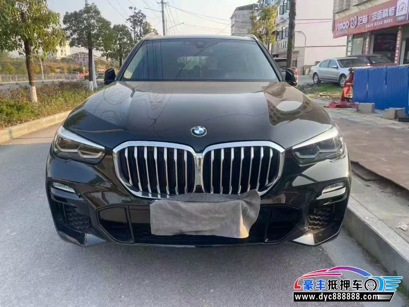 抵押车出售21年宝马X5轿车
