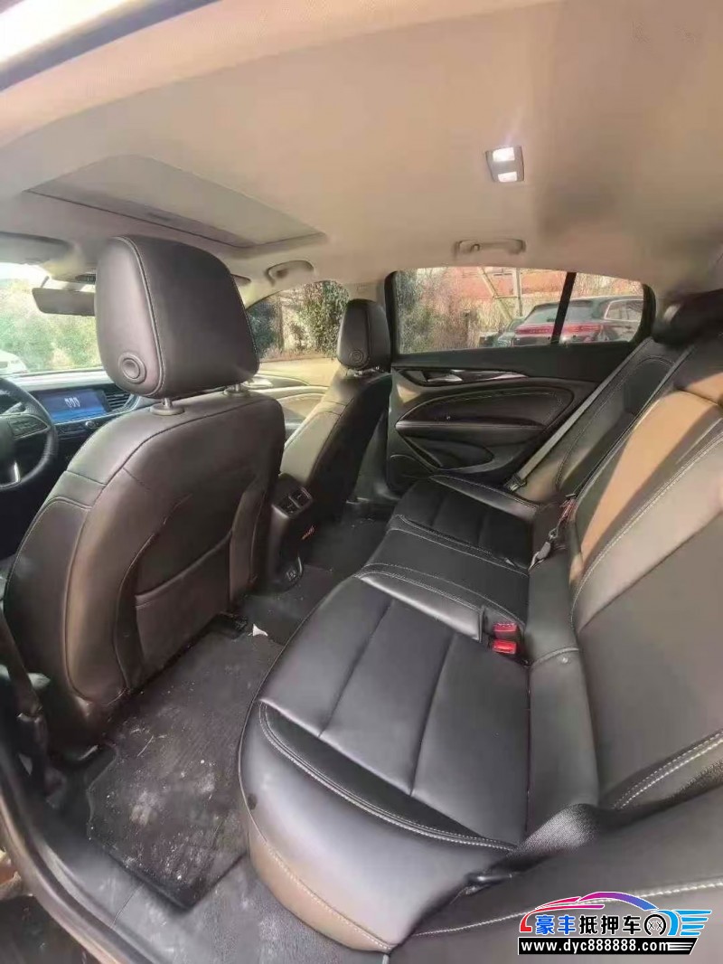 25年别克君威轿车抵押车出售