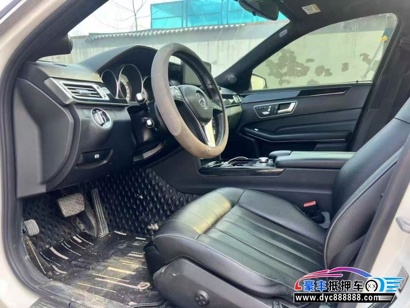 15年奔驰E轿车抵押车出售