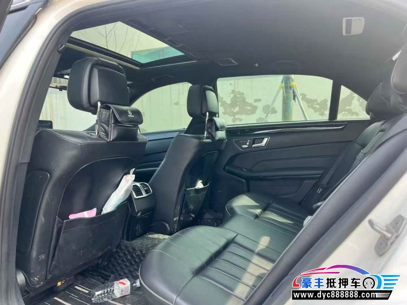 15年奔驰E轿车抵押车出售