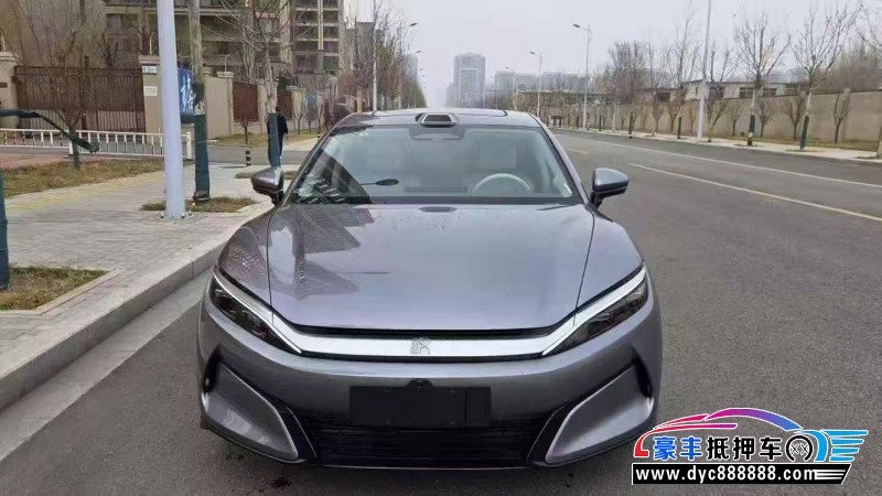 抵押车出售26年比亚迪汉轿车