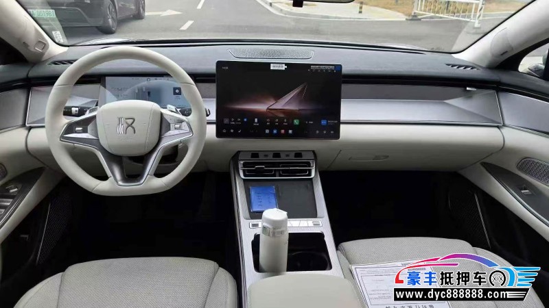 26年比亚迪汉轿车抵押车出售