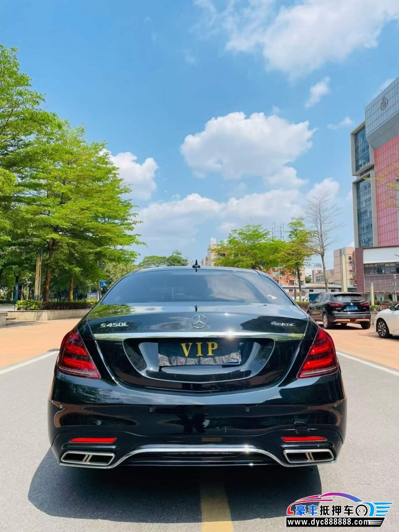 14年奔驰S轿车抵押车出售