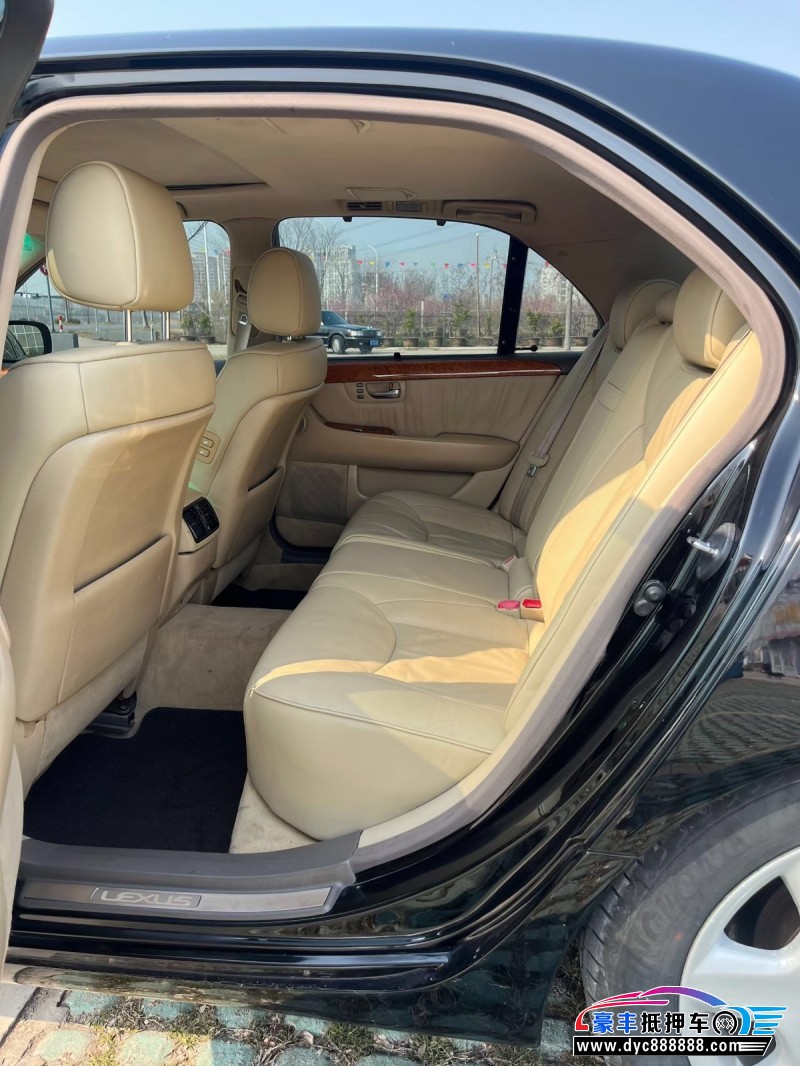 04年雷克萨斯LS轿车抵押车出售