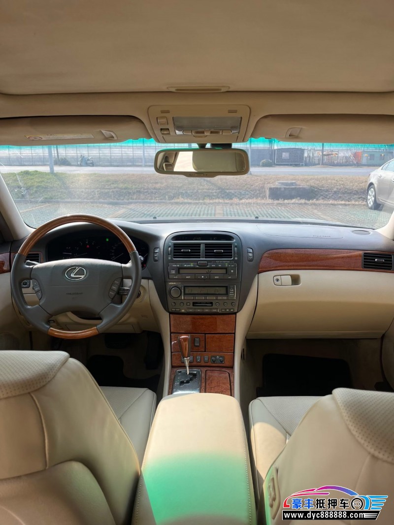 04年雷克萨斯LS轿车抵押车出售