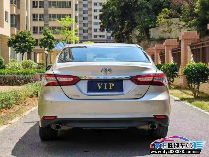 20年丰田凯美瑞轿车抵押车出售