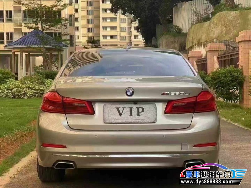 20年宝马5系轿车抵押车出售