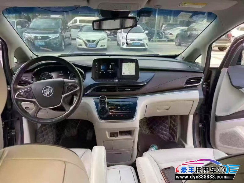 20年别克GL8轿车抵押车出售