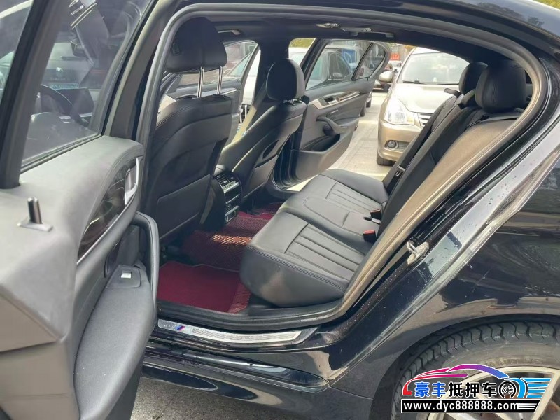 18年宝马5系轿车抵押车出售