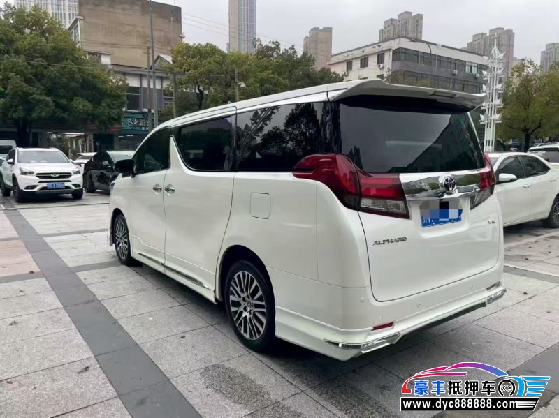 18年丰田埃尔法轿车抵押车出售