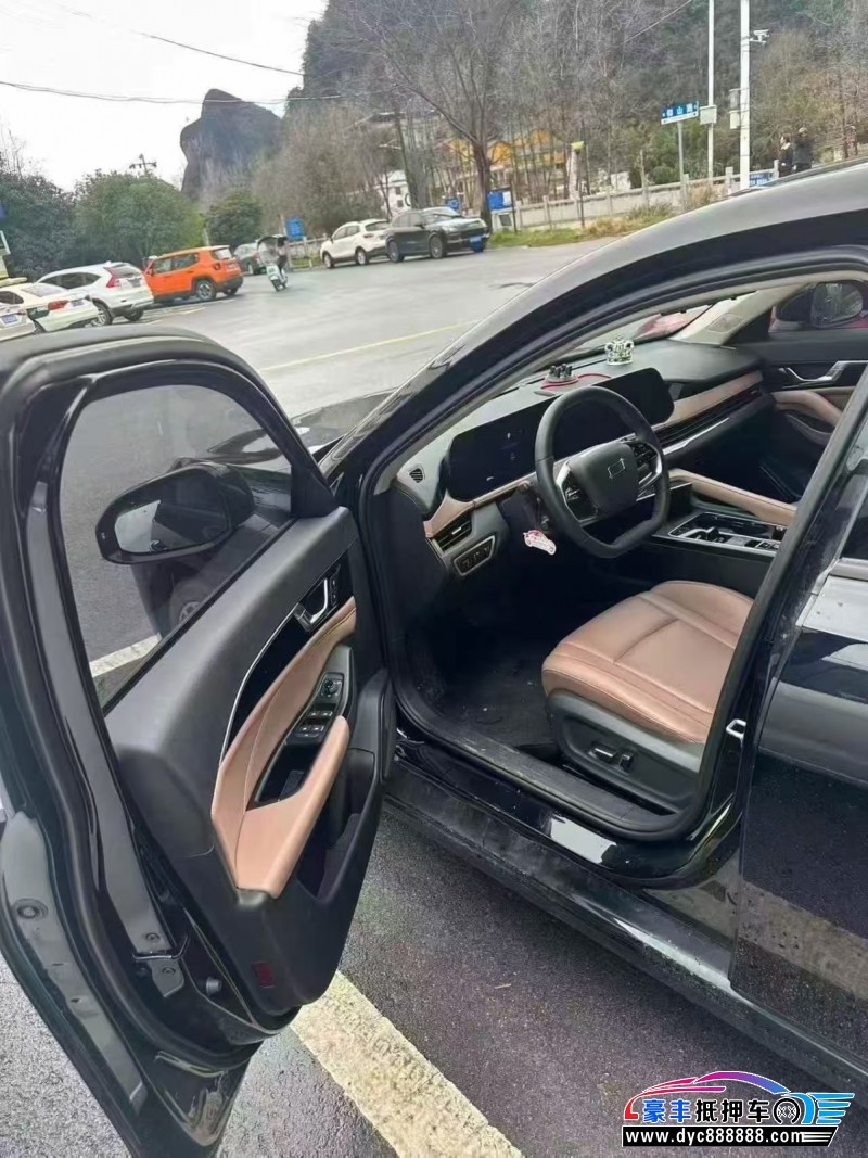 25年奔腾B70轿车抵押车出售