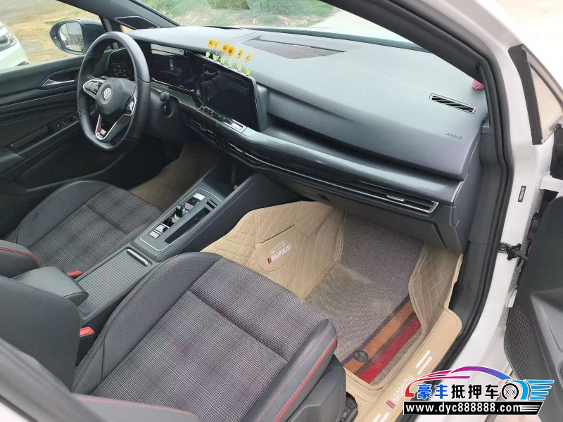 21年大众高尔夫轿车抵押车出售