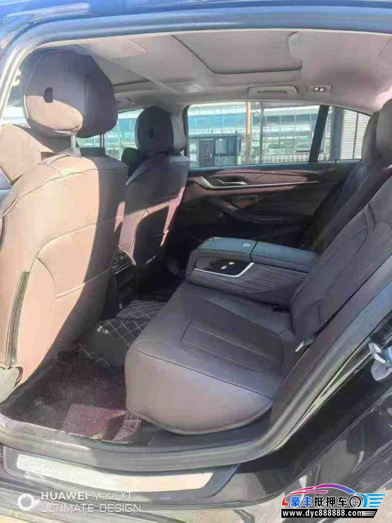 20年宝马5系轿车抵押车出售