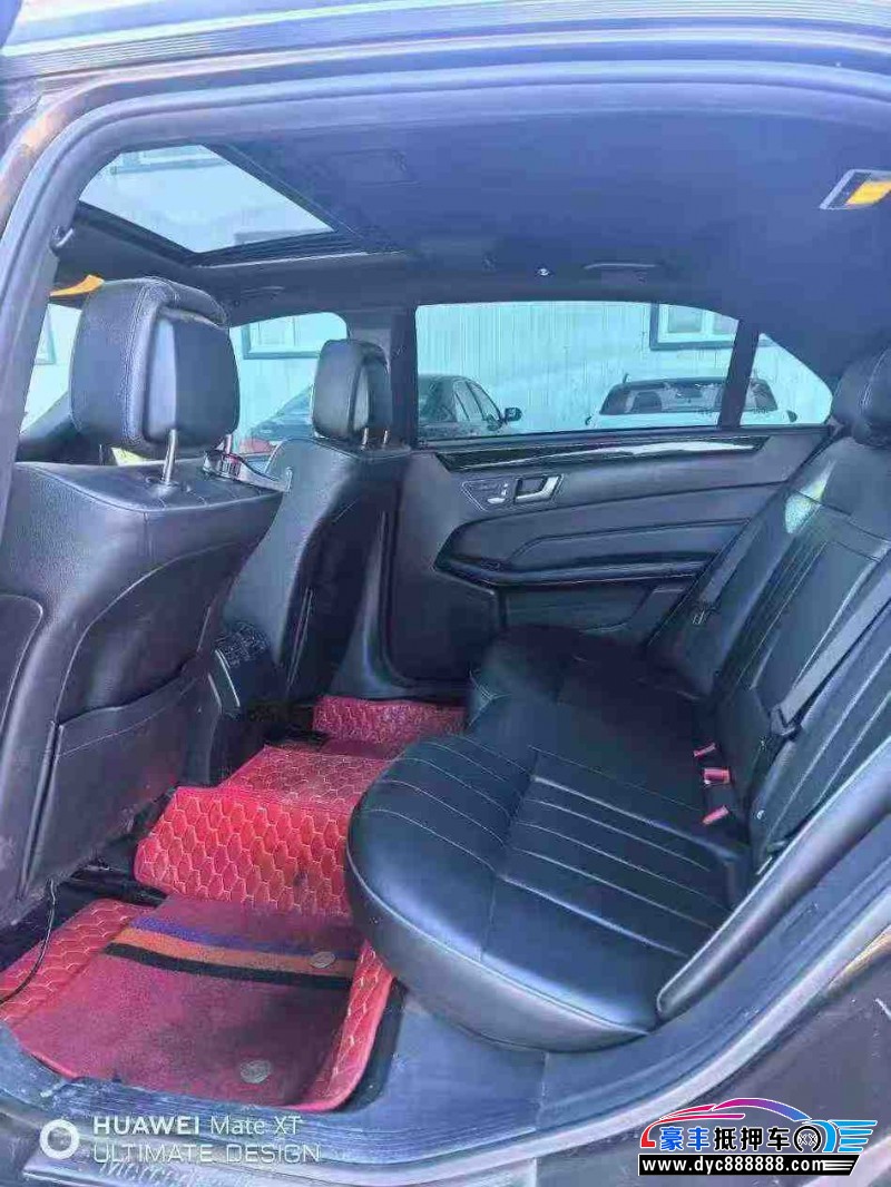 14年奔驰E轿车抵押车出售