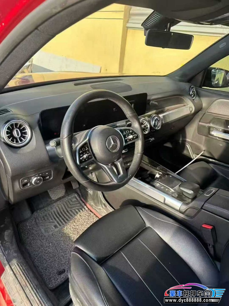 21年奔驰GLB轿车抵押车出售