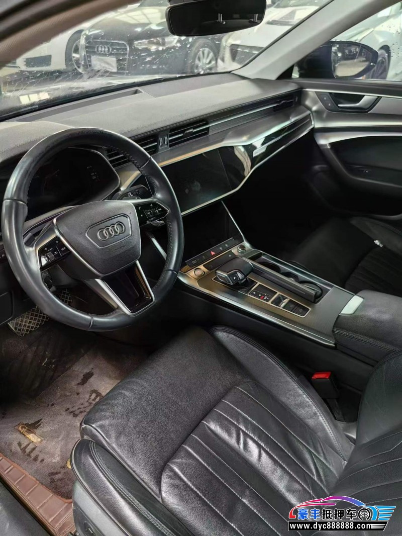 19年奥迪A6L轿车抵押车出售