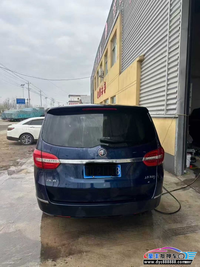 16年别克GL8轿车抵押车出售