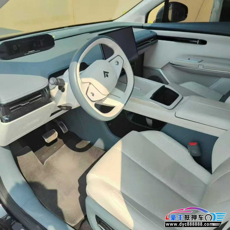 24年埃安昊铂轿车抵押车出售