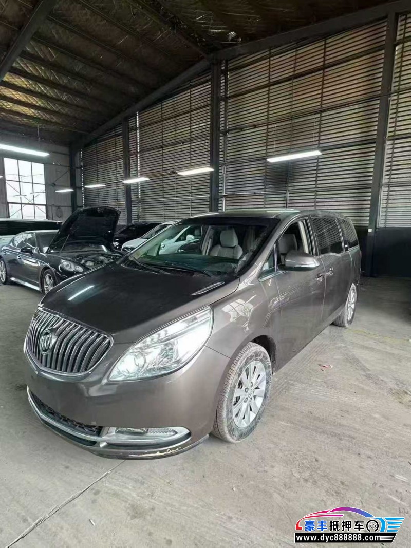 15年别克GL8轿车抵押车出售
