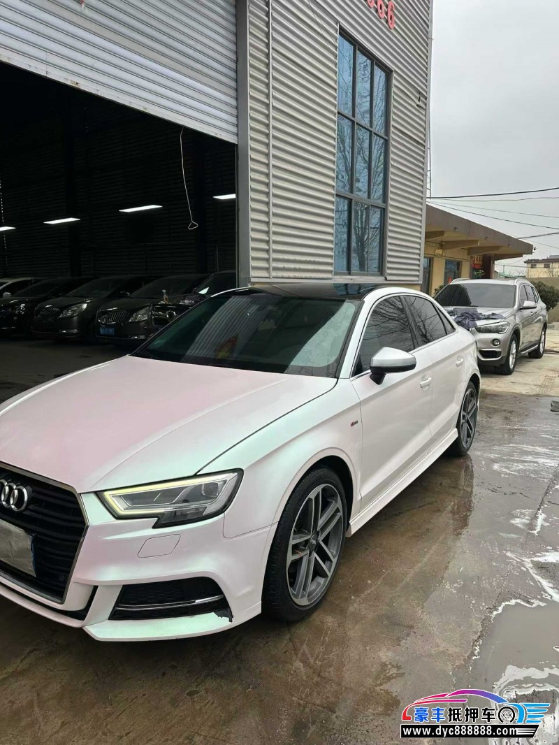 18年奥迪A3轿车抵押车出售