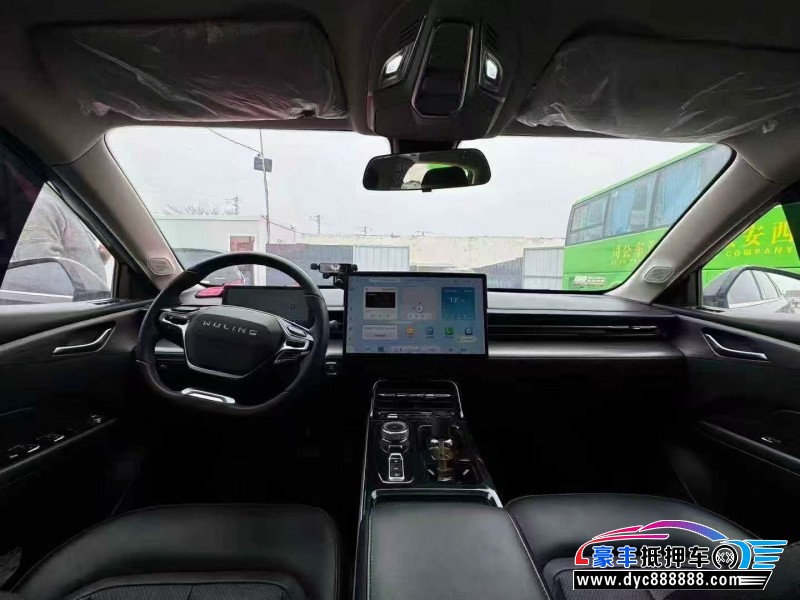 24年五菱星光轿车抵押车出售