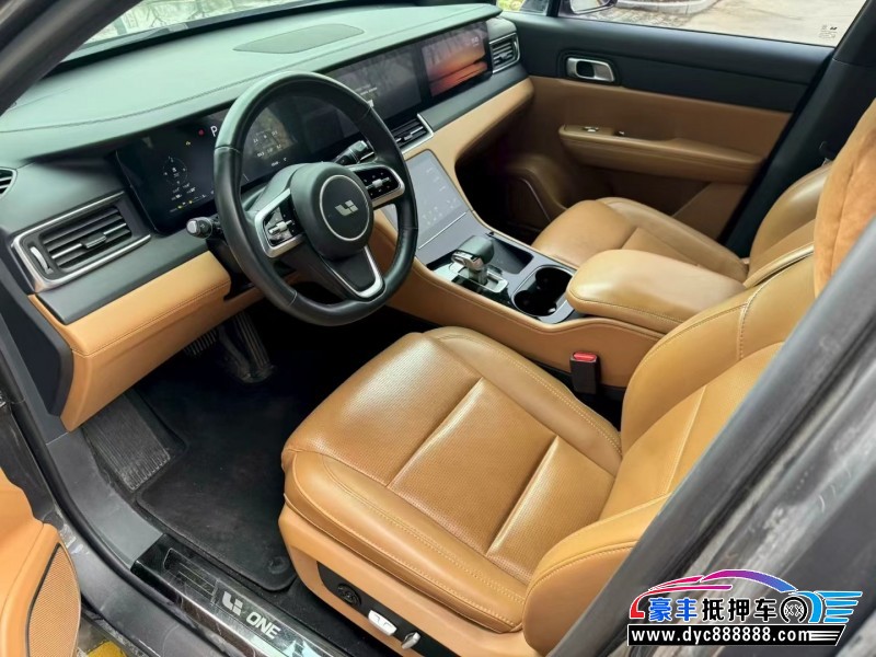 22年理想ONE轿车抵押车出售