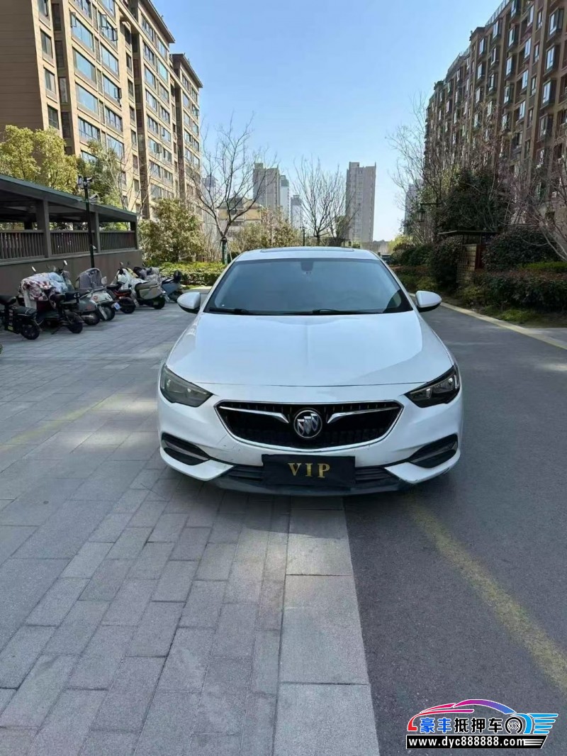 抵押车出售19年别克君威轿车