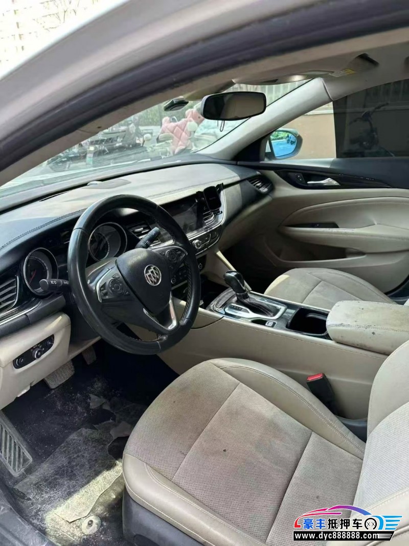 19年别克君威轿车抵押车出售