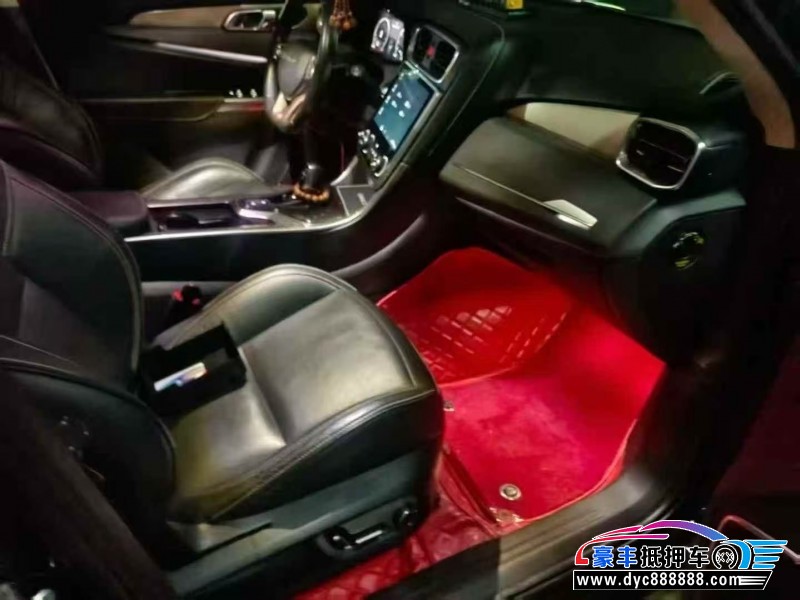 18年领克01轿车抵押车出售