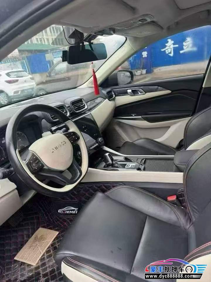 19年领克02轿车抵押车出售