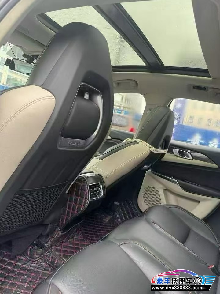 19年领克02轿车抵押车出售