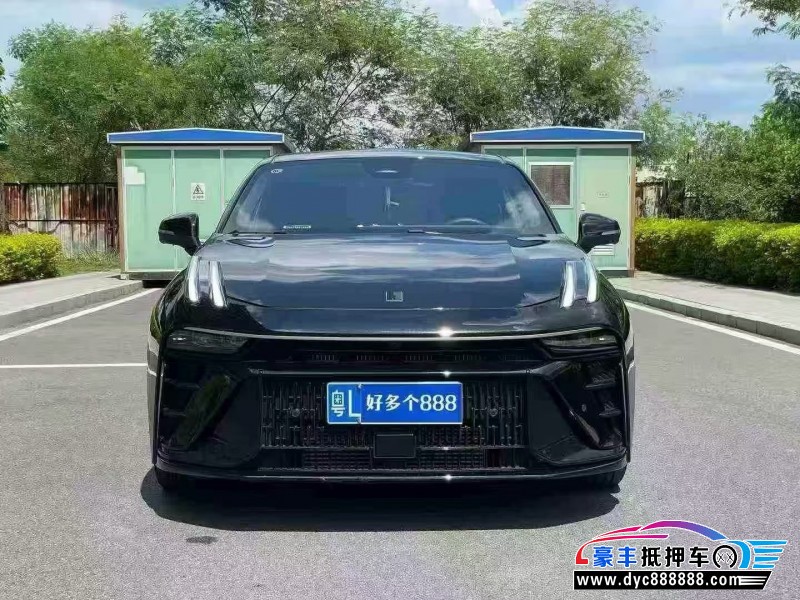 抵押车出售24年领克03轿车