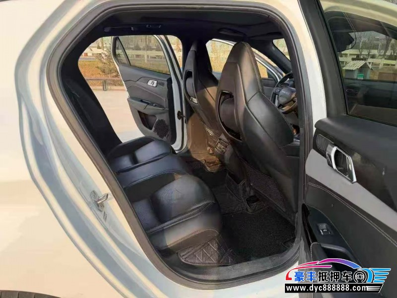 21年领克03轿车抵押车出售