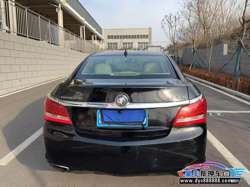 16年别克君越轿车抵押车出售