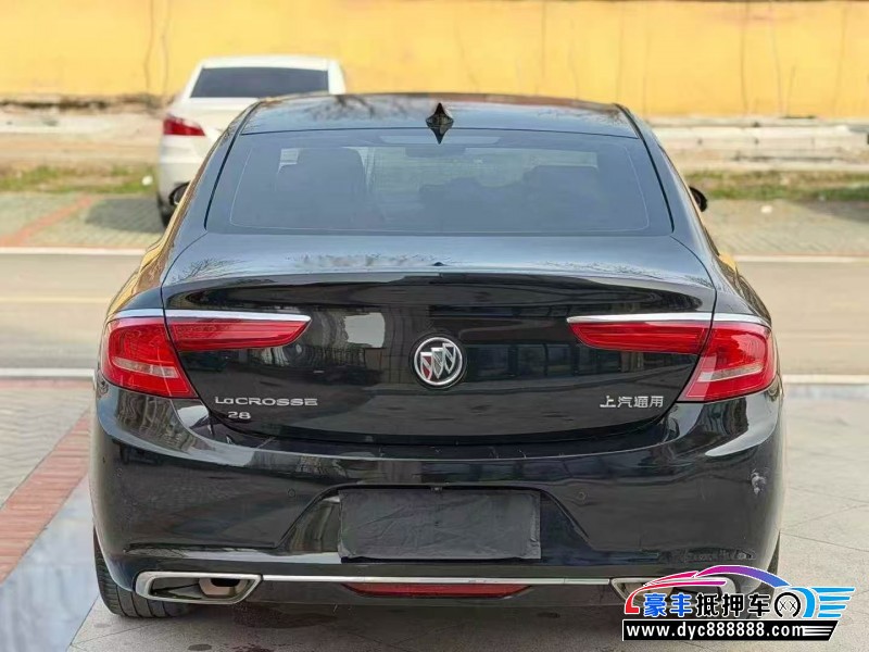 18年别克君越轿车抵押车出售