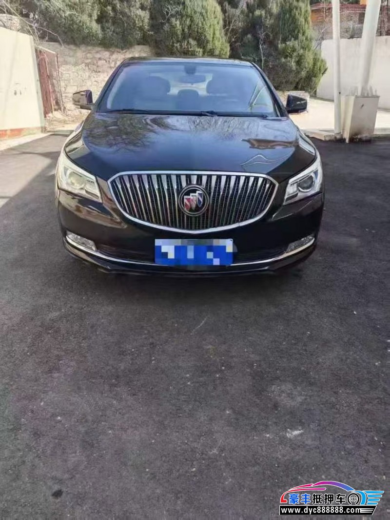 抵押车出售15年别克君越轿车