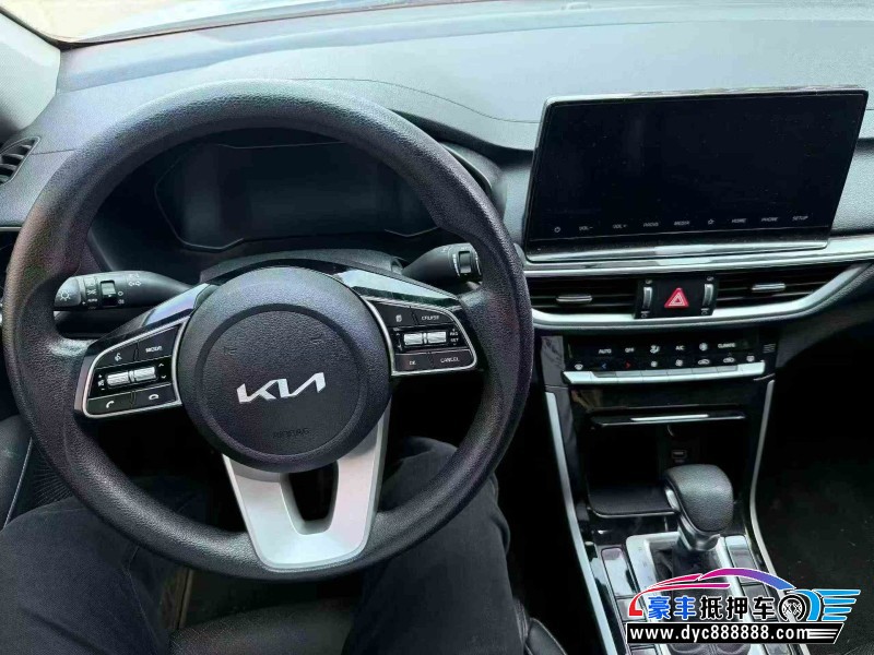 22年起亚K3轿车抵押车出售