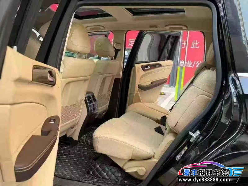 17年奔驰GLS轿车抵押车出售