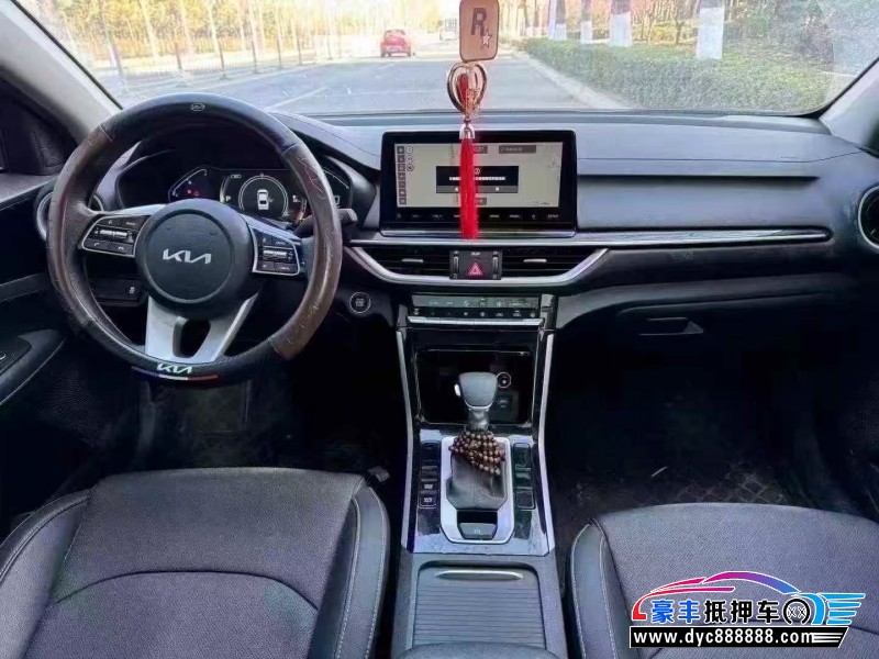 23年起亚K3轿车抵押车出售