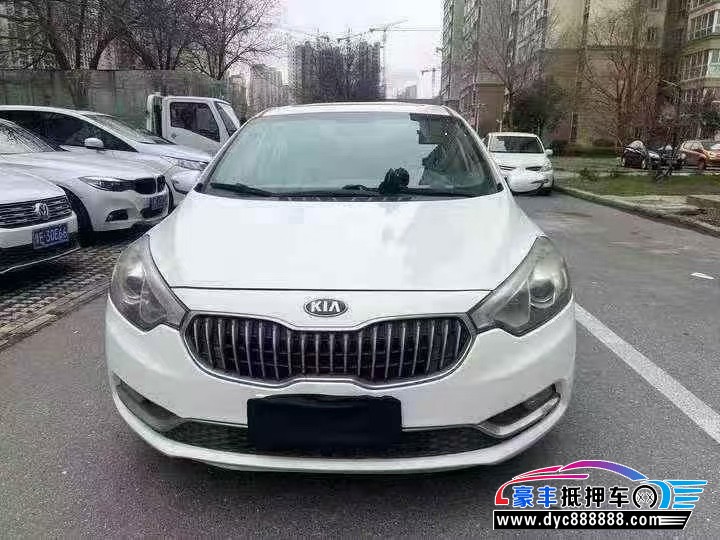 抵押车出售15年起亚K3轿车