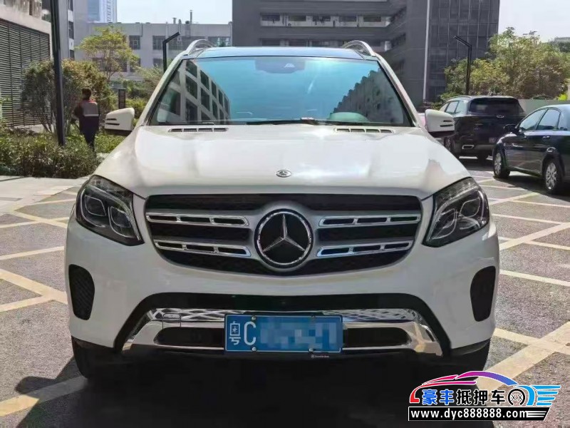 抵押车出售18年奔驰GLS轿车